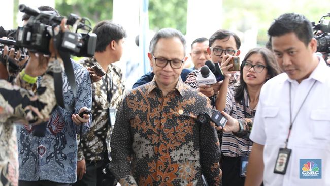 Bos OJK Ungkap Ekonomi Dunia Memburuk Tak Terhindarkan, Ini Alasannya