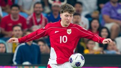 Ole Romeny dan Cintanya untuk Indonesia