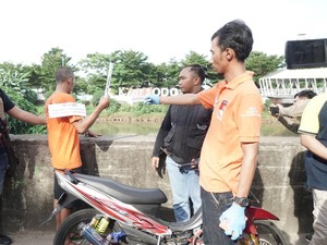 Rekonstruksi Pembunuhan Ibu-Anak di Jakbar, Jamet Peragakan 76 Adegan