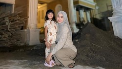 Perjuangan Ria Ricis Dampingi Moana Jalani Terapi Speech Delay
