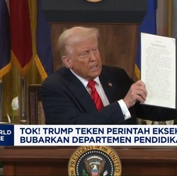 Video:Trump Teken Perintah Eksekutif Bubarkan Departemen Pendidikan AS