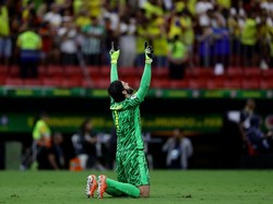 Alisson: Tenang, Aku Baik-baik Saja Kok Alisson: Tenang, Aku Baik-baik Saja Kok