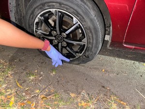 Pria Tewas Penuh Luka di Dalam Calya, Polisi Sebut Mobil Sempat Pecah Ban