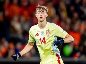 Statistik Dean Huijsen yang Bikin Real Madrid Kepincut