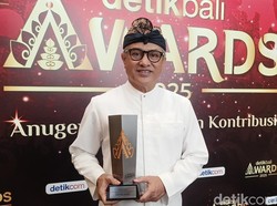 Gus Rai Sebut Penghargaan Pelopor Industri Wine Jadi Motivasi Tim Gus Rai Sebut Penghargaan Pelopor Industri Wine Jadi Motivasi Tim