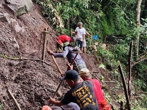 Cuaca Buruk Mengakibatkan Tanah Longsor, Desa Wisata Wae Rebo Ditutup Lagi