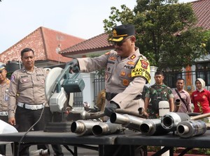 Polres Kebumen Musnahkan Barang Bukti Knalpot Brong Hasil Operasi