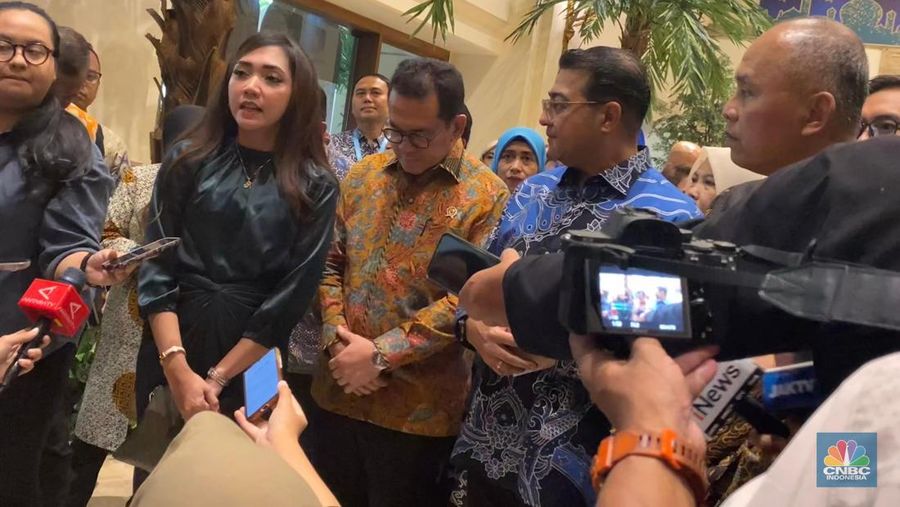 Artha Graha Network