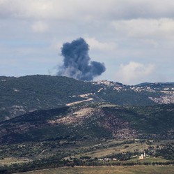 Israel Gempur Lebanon Lagi, Potret Ledakan Dahsyat & Asap Mengepul