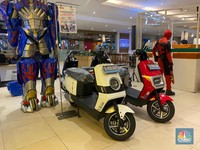 Sepeda Listrik Cocok Jadi Kado Akhir Tahun, Buruan Beli di Transmart!