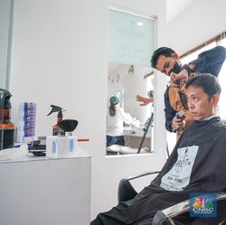 Serambi MyPertamina Siapkan Barbershop Gratis untuk Pemudik