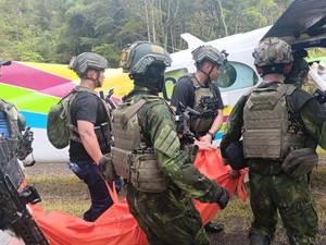 Satgas Habema TNI Evakuasi Jenazah Guru Korban Pembunuhan OPM di Yahukimo