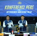 2 WNA China Sebar SMS Kuras Rekening di SCBD Naik Avanza, Ditangkap
