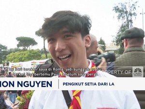  Paus Fransiskus Keluar RS, Warga Sambut Gembira