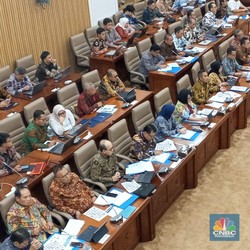 Dicecar DPR Soal Impor, Bos PT Garam Bongkar Stok Garam Numpuk Parah