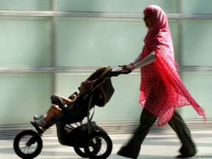 Survei Rasisme di Jerman: Kaum Imigran Kulit Berwarna dan Muslim Paling Rentan