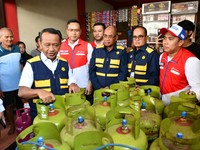Bahlil Apresiasi Pertamina, Distribusi Energi Jatim Dipastikan Aman