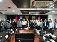 IHSG Gonjang Ganjing, Luhut Kumpulkan Investor Pasar Modal