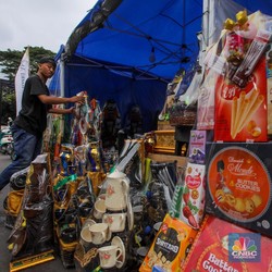 Potret Penjualan Parsel Lebaran di Cikini, Harga Termurah Rp100.000