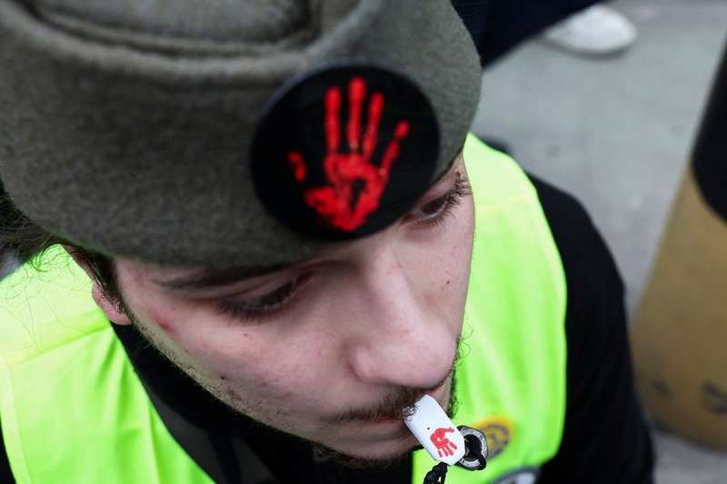 Students protest against a government lease of a site to Jared Kushner, the son in-law of U.S. President Donald Trump, for a hotel project at the former Yugoslav People's Army headquarters, which was destroyed in the 1999 NATO bombing, in Belgrade, Serbia, March 24, 2025. REUTERS/Djordje Kojadinovic