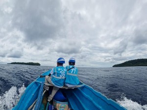 Menyalakan Cahaya untuk Ramadan di Kepulauan Banda Neira