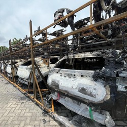 Ratusan Mobil Chery Terbakar di Bekasi, Ini Kata Manajemen dan YLKI