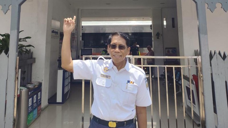 Pemandangan dari jendela kereta api yang melaju di Lebak Jero/Dok: Istimewa.