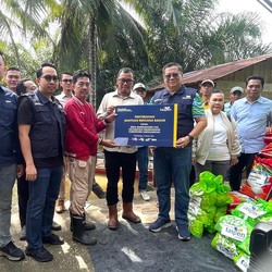 TASPEN Salurkan Bantuan ke Warga Terdampak Banjir di Jambi