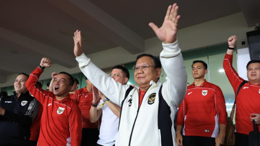 Presiden RI, Prabowo Menonton Langsung Pertandingan Timnas Indonesia vs Bahrain. (Instagram/Prabowo)