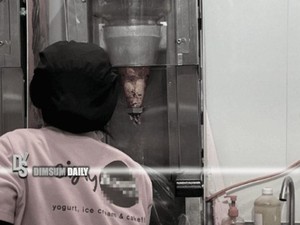 Pembeli Es Krim Ini Marahi Pelayan Gegara Hal Sepele
