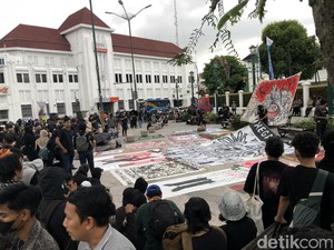 Massa Aliansi Jogja Memanggil Kembali Gelar Aksi di Nol KM Sore ini