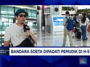 Video: Bandara Soetta Dipadati Pemudik H-5 Lebaran