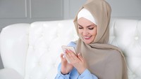 Ciput Ternyata Bisa Jadi Detail Mix and Match Outfit, Begini Triknya 