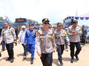 Pastikan Arus Mudik Aman, Kapolda Babel Cek Pelabuhan Tanjung Kalian