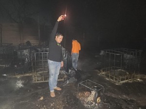 Gudang Minyak Ilegal di Muaro Jambi Terbakar, Polisi Selidiki