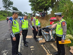 Safril Tewas Usai Motornya Tertabrak Toyota Calya di Lubuklinggau