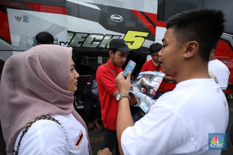 Mudik Bareng Telkomsel. (CNBC Indonesia/Tri Susilo) Mudik Bareng Telkomsel. (CNBC Indonesia/Tri Susilo)