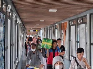 Pemudik Masih Padati Pelabuhan Bakauheni, 125.406 Orang Kembali ke Jawa