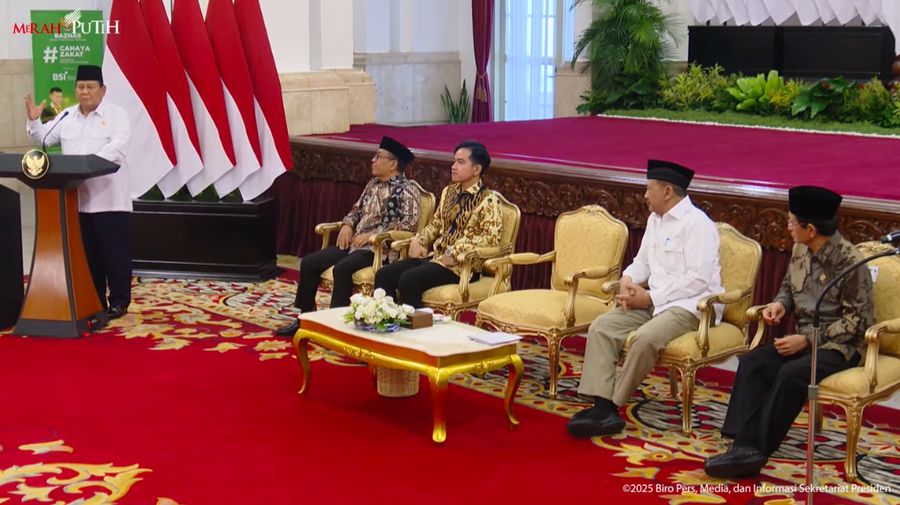 Presiden Prabowo Subianto memberikan sambutan jelang penyerahan zakat kepada Baznas di Istana Negara, Jakarta, Kamis (27/3/2025). (Tangkapan Layar Youtube Sekretariat Presiden)