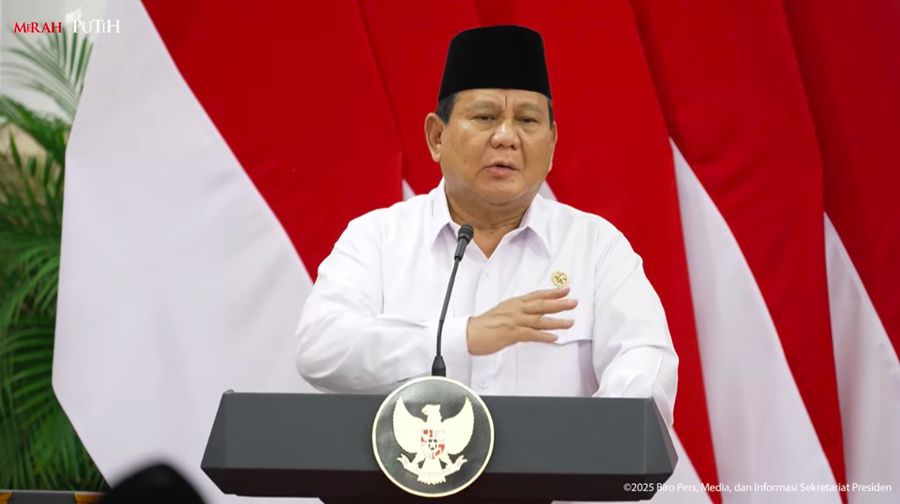 Presiden Prabowo Subianto memberikan sambutan jelang penyerahan zakat kepada Baznas di Istana Negara, Jakarta, Kamis (27/3/2025). (Tangkapan Layar Youtube Sekretariat Presiden)