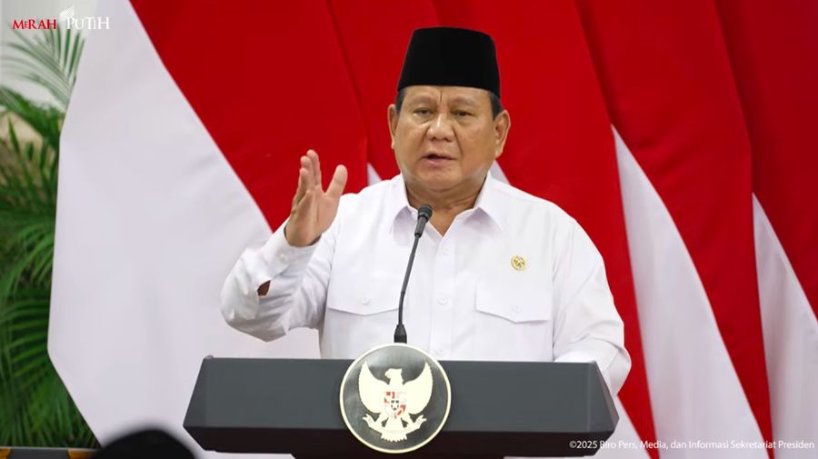Presiden Prabowo Subianto memberikan sambutan jelang penyerahan zakat kepada Baznas di Istana Negara, Jakarta, Kamis (27/3/2025). (Tangkapan Layar Youtube Sekretariat Presiden)