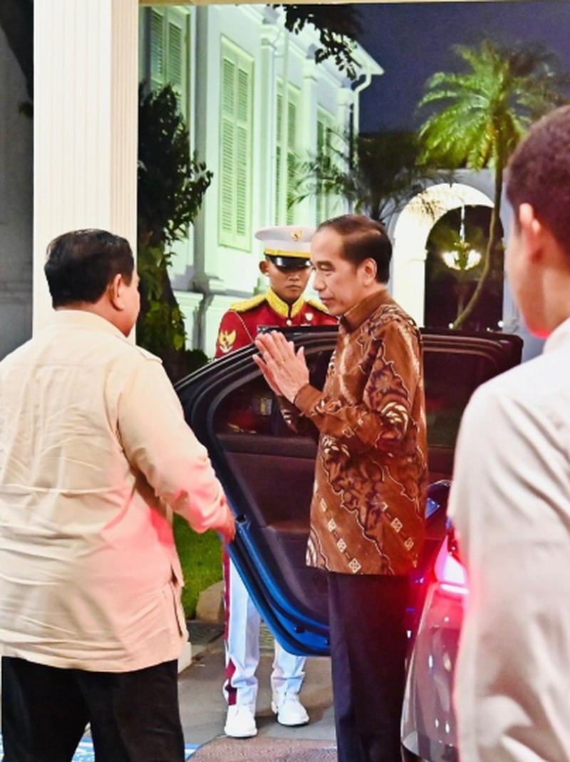 Presiden Prabowo Subianto mengundang Presiden ke-7 Republik Indonesia Joko Widodo untuk berbuka puasa bersama di Istana Kepresidenan Jakarta, Rabu (26/3/2025). (Instagram/Kemensetneg RI) Presiden Prabowo Subianto mengundang Presiden ke-7 Republik Indonesia Joko Widodo untuk berbuka puasa bersama di Istana Kepresidenan Jakarta, Rabu (26/3/2025). (Instagram/Kemensetneg RI)