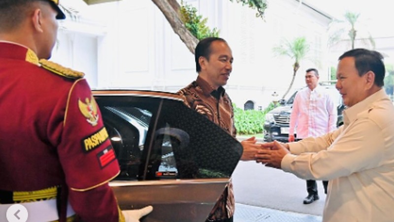 Presiden Prabowo Subianto mengundang Presiden ke-7 Republik Indonesia Joko Widodo untuk berbuka puasa bersama di Istana Kepresidenan Jakarta, Rabu (26/3/2025). (Instagram/Kemensetneg RI)