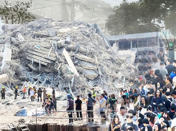 Korban Tewas Gempa Besar di Myanmar Bertambah Jadi 1.002 Orang