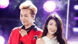 Momen Reuni IU dan G-Dragon, Kenang Hadiah Spesial, Nyanyi Palette Versi 2025