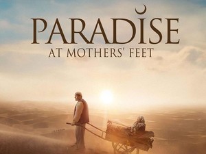 Penjelasan Ending Paradise at Mothers Feet: Perjalanan ke Makkah Modal Gerobak
