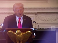 Video: Trump Gelar Buka Bersama, Janjikan Ini ke Muslim AS