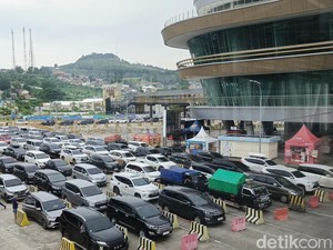 Video: 1,2 Juta Kendaraan Tinggalkan Jakarta, Polri Terapkan One Way Nasional