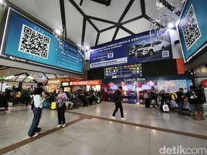 Perjuangan Berburu Tiket KA demi Melepas Rindu dengan Kampung Halaman