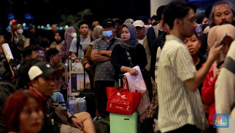 uasana Pelabuhan Merak saat Puncak Arus Mudik Lebaran. (CNBC Indonesia/Muhammad sabki)
